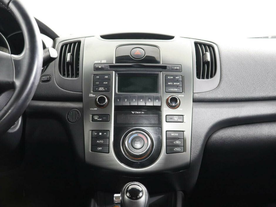Kia Cerato 1.6 АКПП, 2011, 155 000 км фото 8