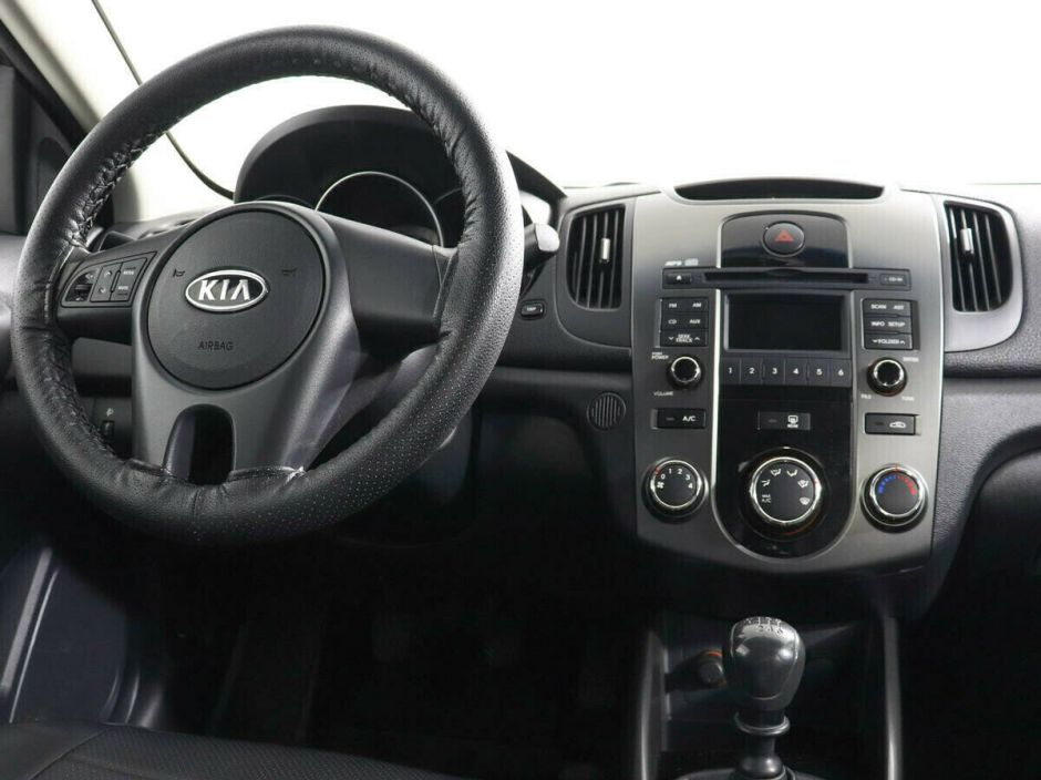 Kia Cerato 1.6 МКПП, 2011, 146 000 км фото 8