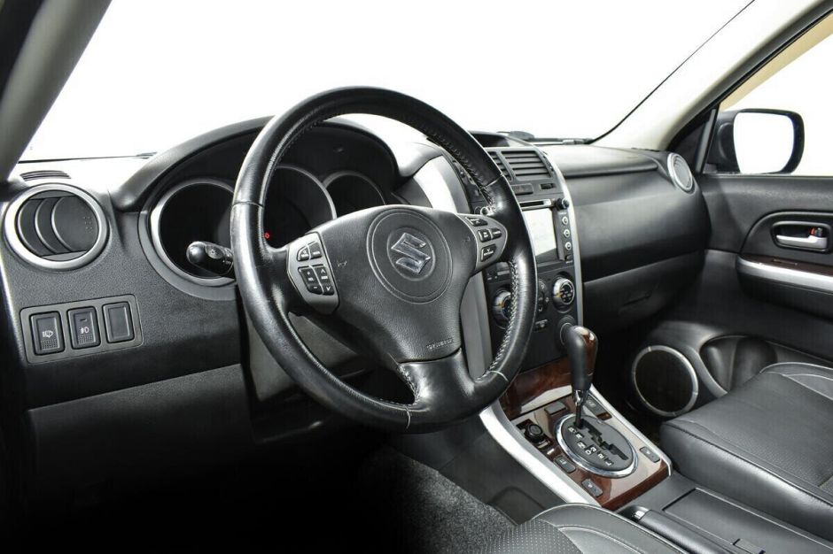 Suzuki Grand Vitara 2.0 АКПП, 2006, 211 000 км фото 5