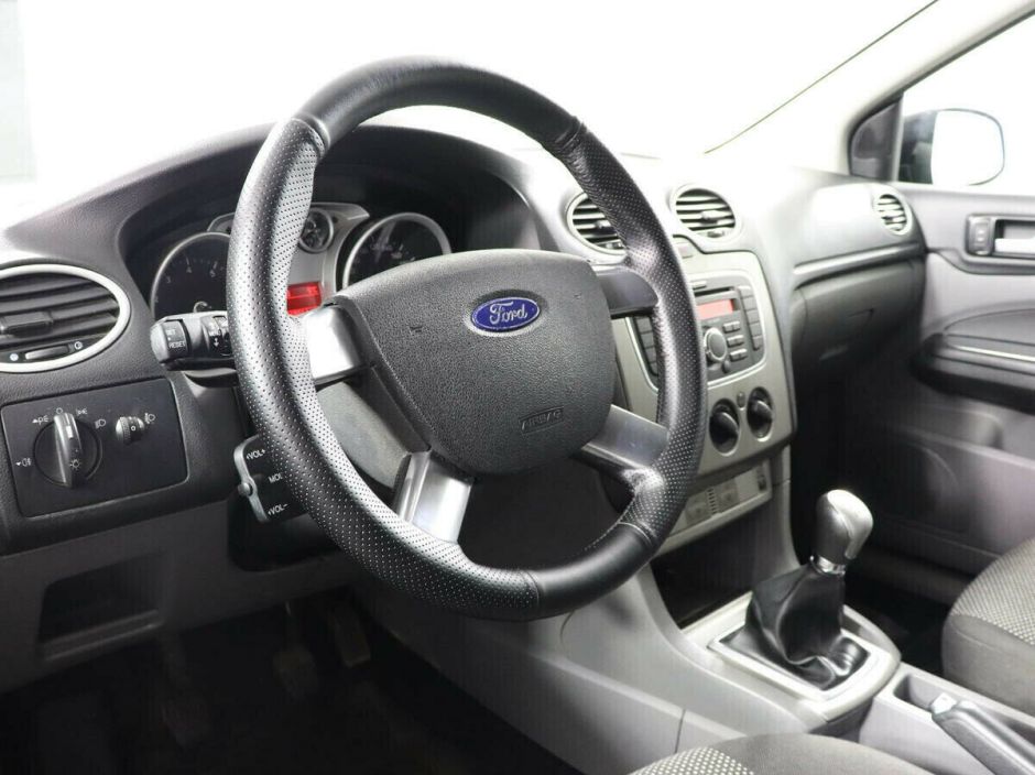 Ford Focus 1.6 МКПП, 2010, 160 000 км фото 7