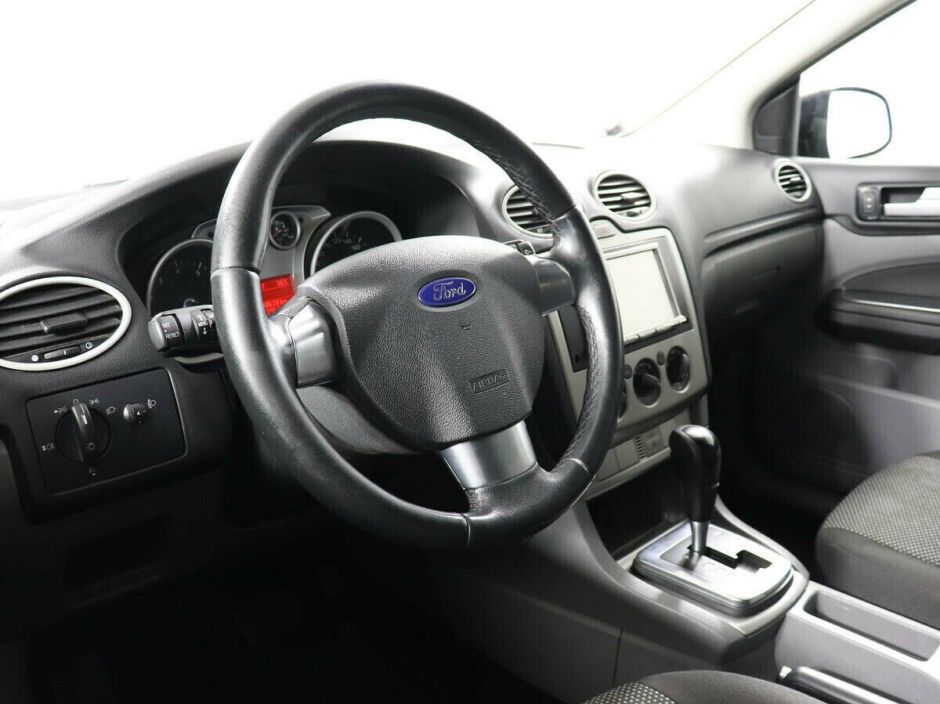 Ford Focus 2.0 АКПП, 2011, 155 000 км фото 8
