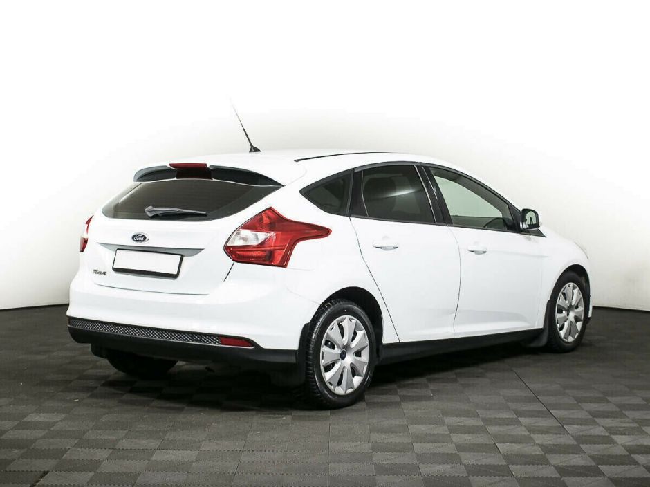 Ford Focus 1.6 РКПП, 2012, 144 000 км фото 3