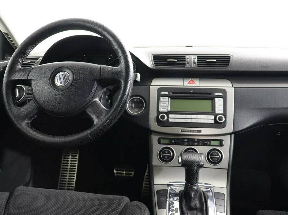 Volkswagen Passat 2.0 АКПП, 2010, 160 000 км фото 6
