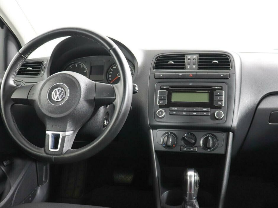 Volkswagen Polo 1.6 АКПП, 2011, 144 000 км фото 5