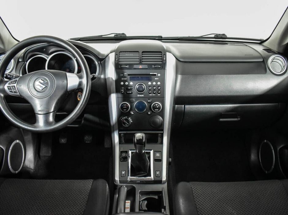 Suzuki Grand Vitara 2.0 МКПП, 2010, 170 000 км фото 5