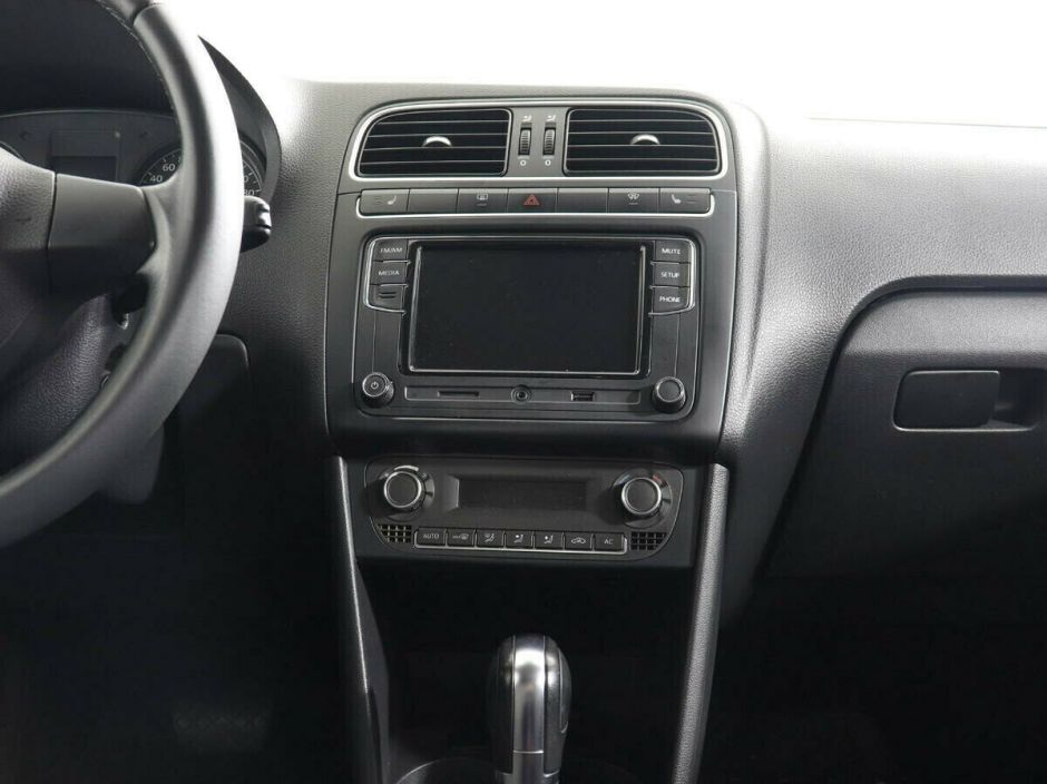 Volkswagen Polo 1.6 АКПП, 2012, 146 000 км фото 5