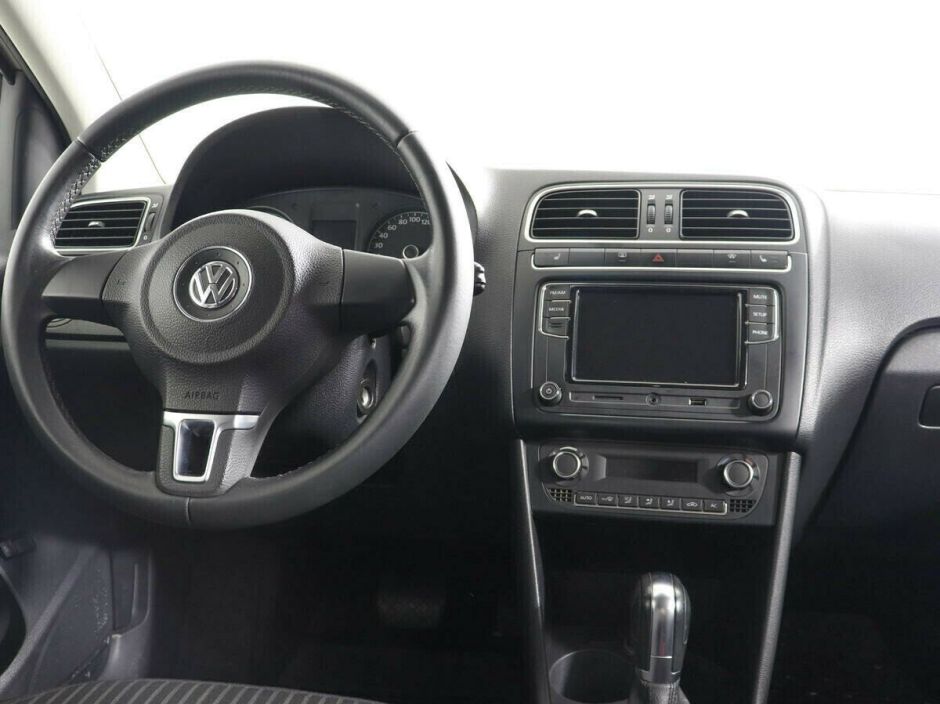 Volkswagen Polo 1.6 АКПП, 2012, 146 000 км фото 6