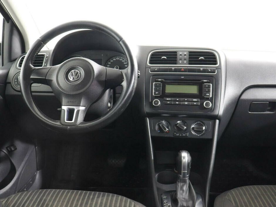 Volkswagen Polo 1.6 АКПП, 2012, 134 000 км фото 8