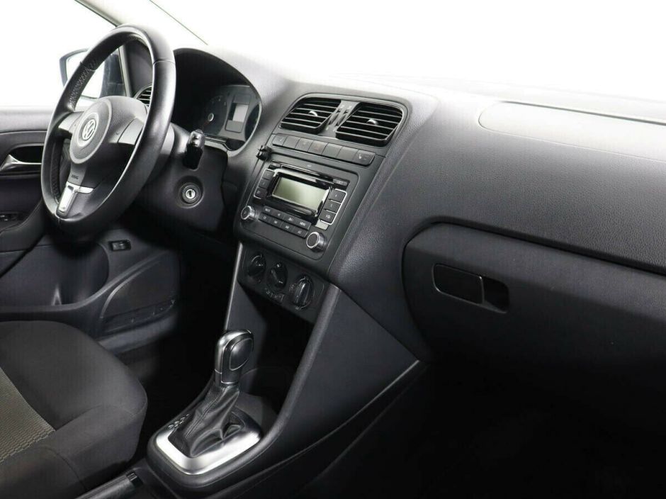 Volkswagen Polo 1.6 АКПП, 2012, 144 000 км фото 9