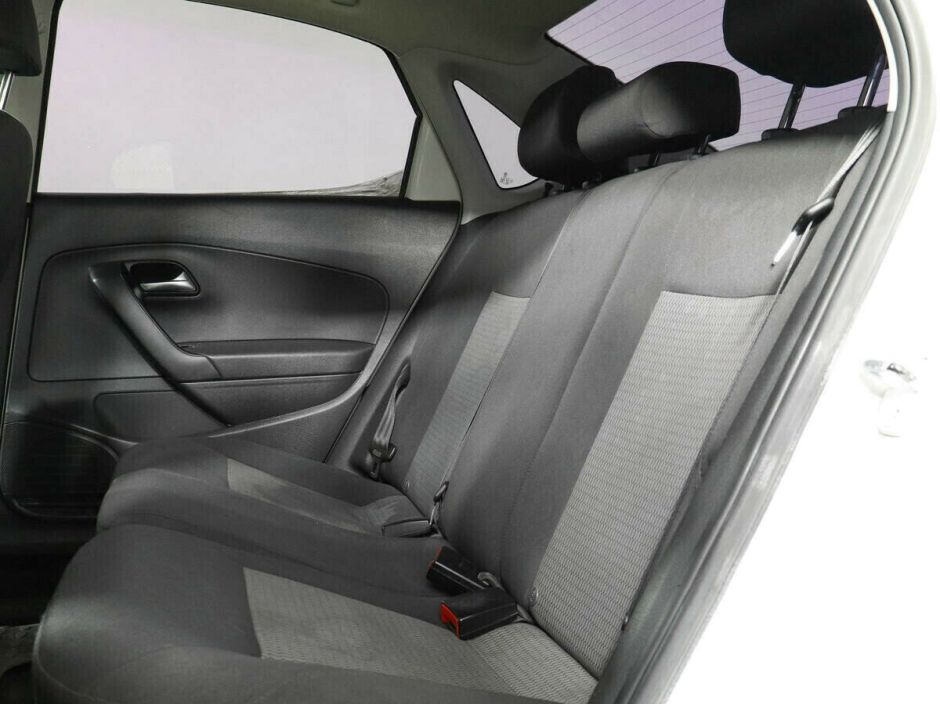 Volkswagen Polo 1.6 МКПП, 2013, 121 000 км фото 6