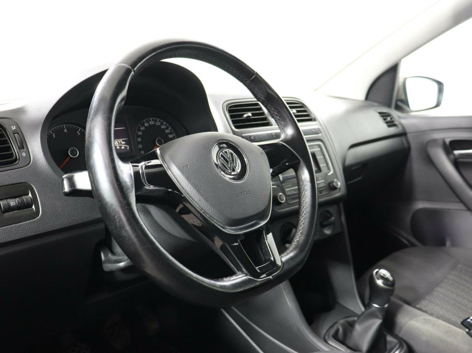 Volkswagen Polo 1.6 МКПП, 2016, 96 000 км фото 5