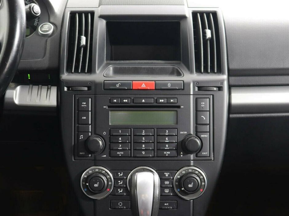 Land Rover Freelander 2.2 АКПП, 2012, 132 000 км фото 8
