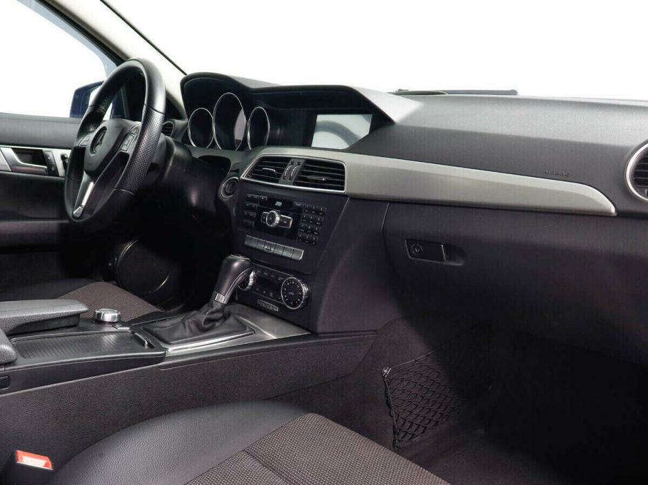 Mercedes-Benz C-Класс 3.5 АКПП, 2013, 129 000 км фото 7