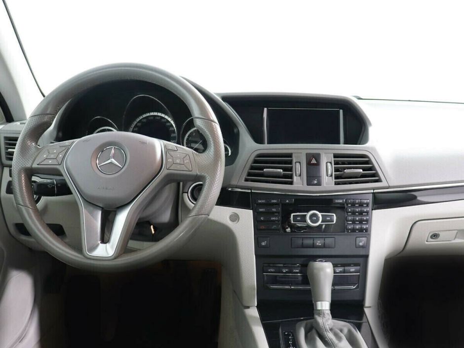 Mercedes-Benz E-Класс 1.8 АКПП, 2009, 176 000 км фото 10