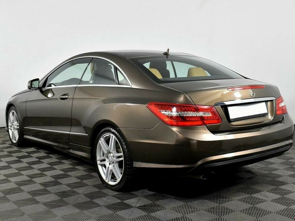 Mercedes-Benz E-Класс 1.8 АКПП, 2009, 179 000 км фото 3