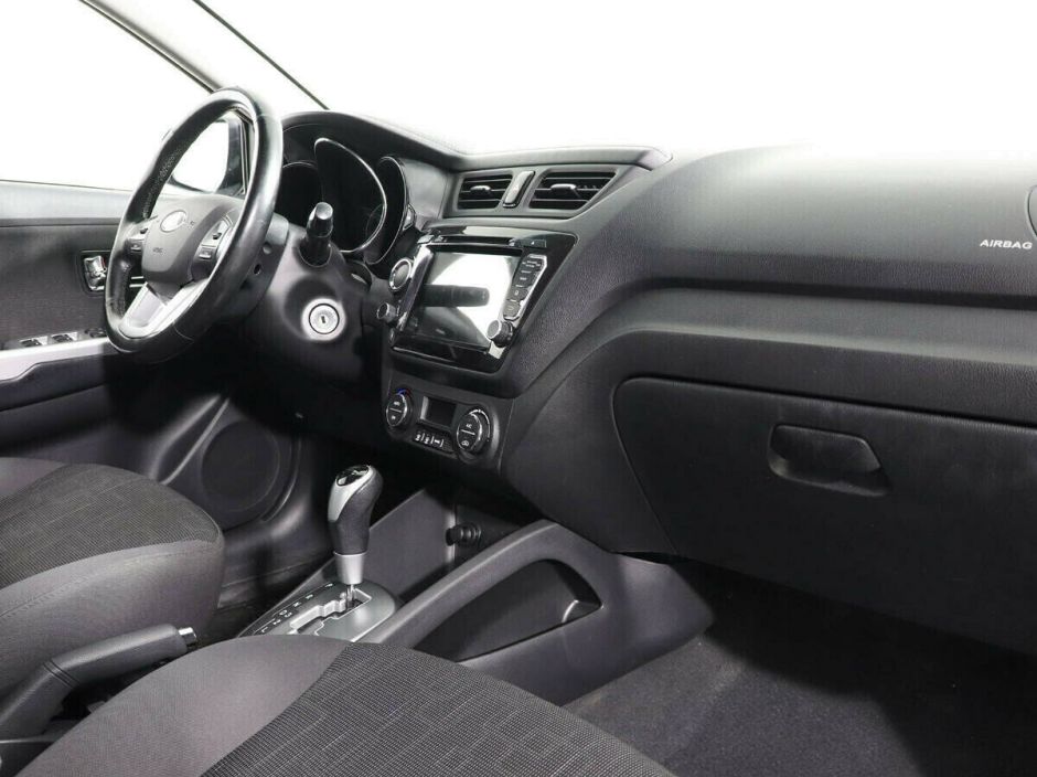 Kia Rio 1.6 АКПП, 2014, 111 000 км фото 9