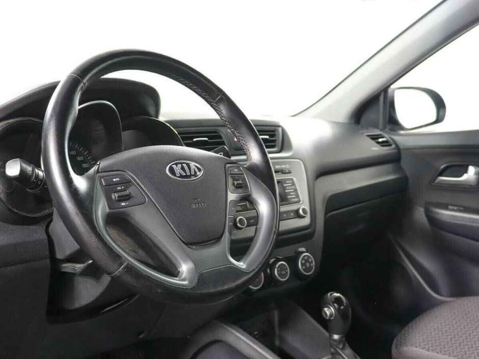 Kia Rio 1.6 АКПП, 2015, 99 000 км фото 5