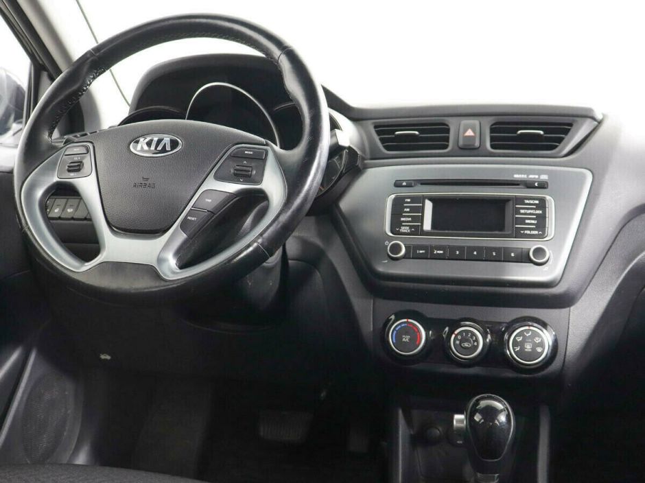 Kia Rio 1.6 АКПП, 2015, 99 000 км фото 9