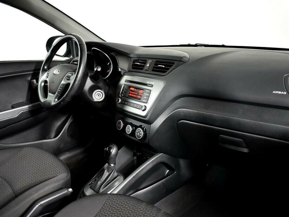 Kia Rio 1.6 АКПП, 2017, 79 000 км фото 5