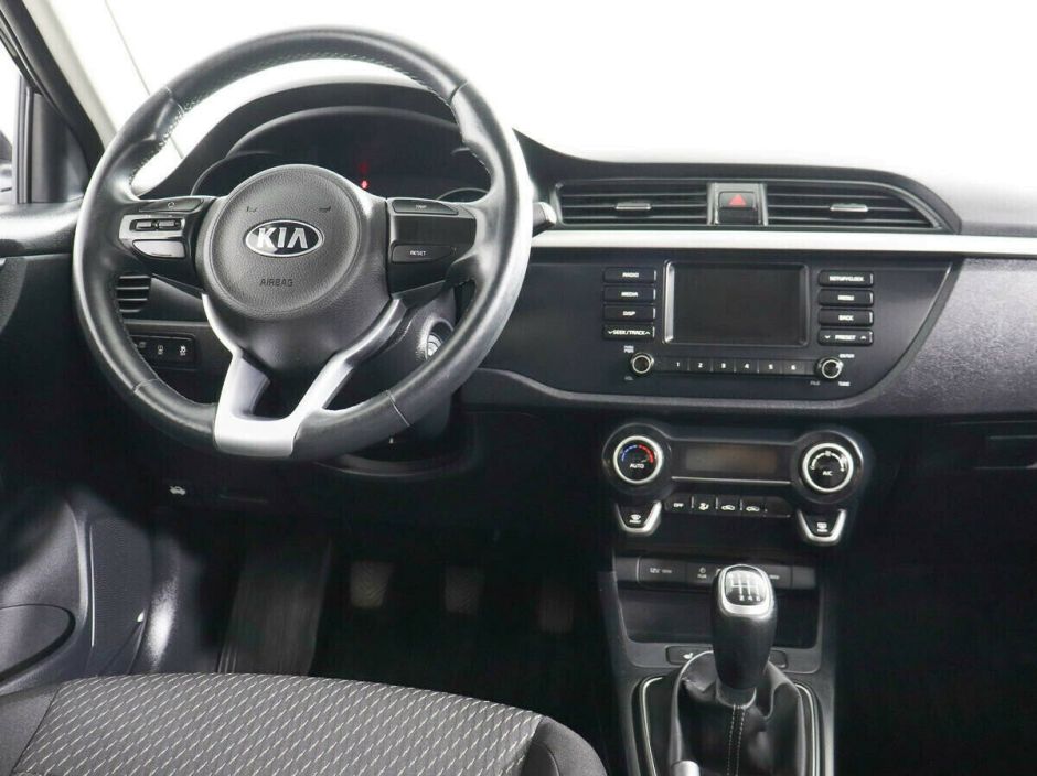 Kia Rio 1.6 МКПП, 2019, 60 000 км фото 6