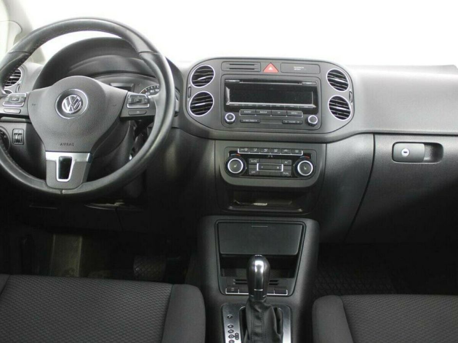Volkswagen Golf Plus 1.6 РКПП, 2009, 175 000 км фото 7