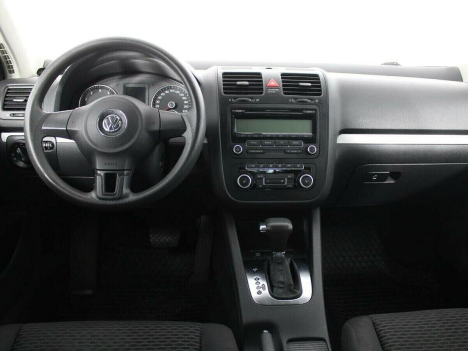Volkswagen Jetta 1.6 РКПП, 2009, 179 000 км фото 5