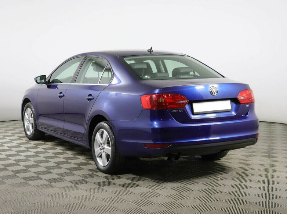 Volkswagen Jetta 1.4 РКПП, 2012, 131 000 км фото 3