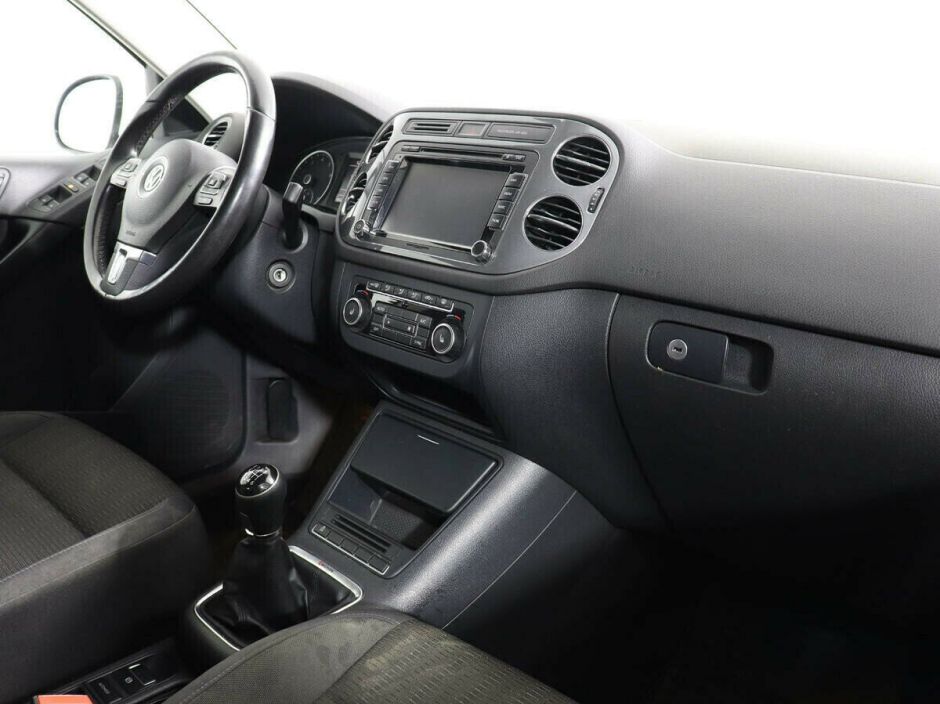 Volkswagen Tiguan 1.4 МКПП, 2012, 145 000 км фото 8