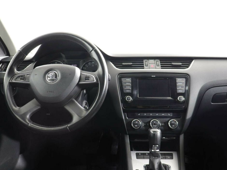Skoda Octavia 1.8 РКПП, 2013, 125 000 км фото 5