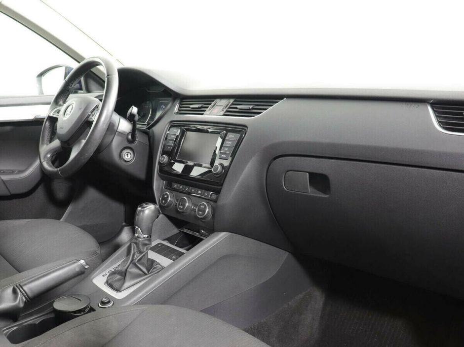 Skoda Octavia 1.4 РКПП, 2014, 107 000 км фото 7