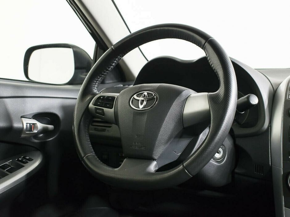 Toyota Corolla 1.6 АКПП, 2012, 141 000 км фото 4
