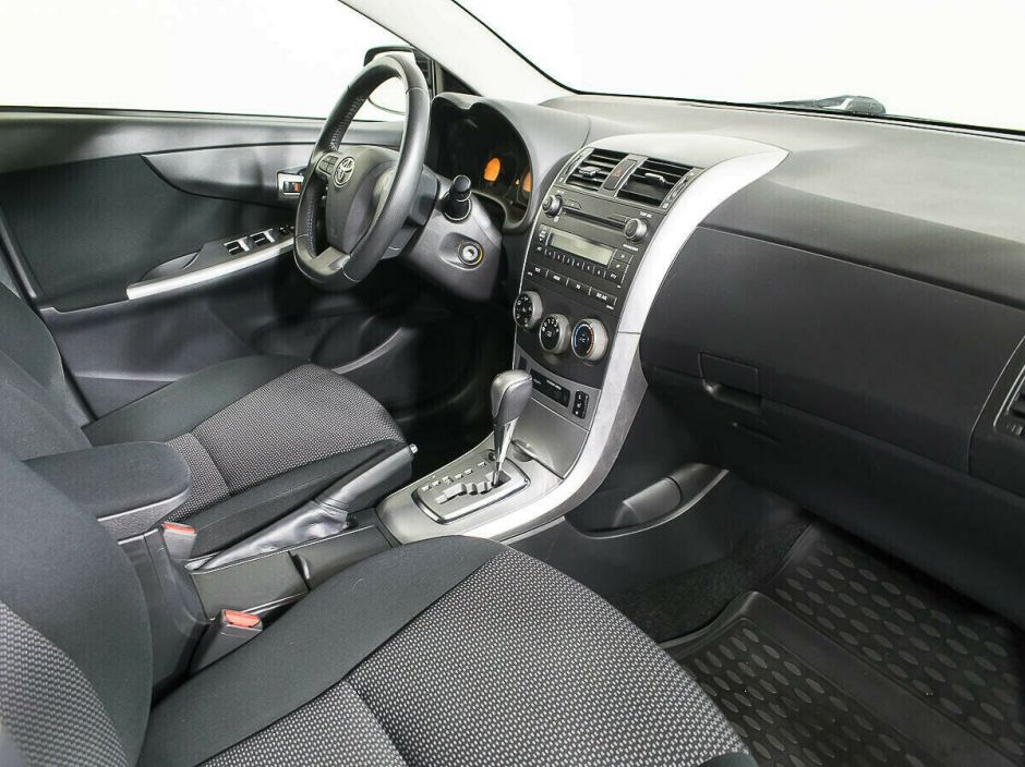 Toyota Corolla 1.6 АКПП, 2012, 141 000 км фото 9