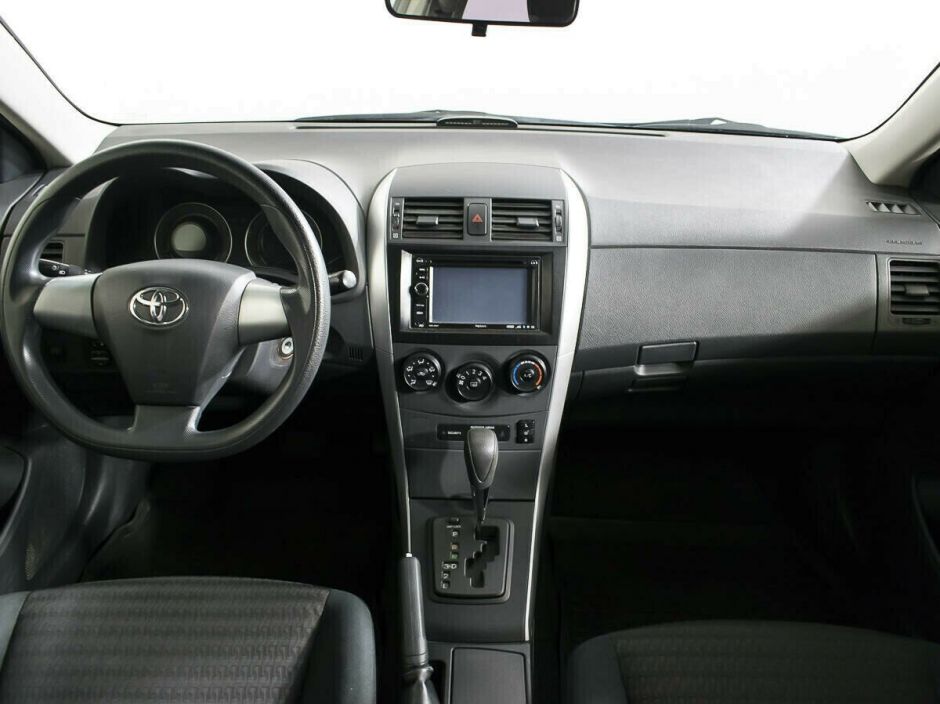 Toyota Corolla 1.6 АКПП, 2012, 133 000 км фото 8