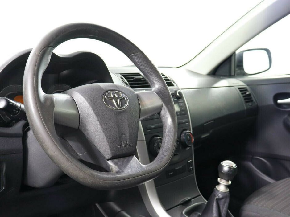 Toyota Corolla 1.3 МКПП, 2010, 155 000 км фото 6