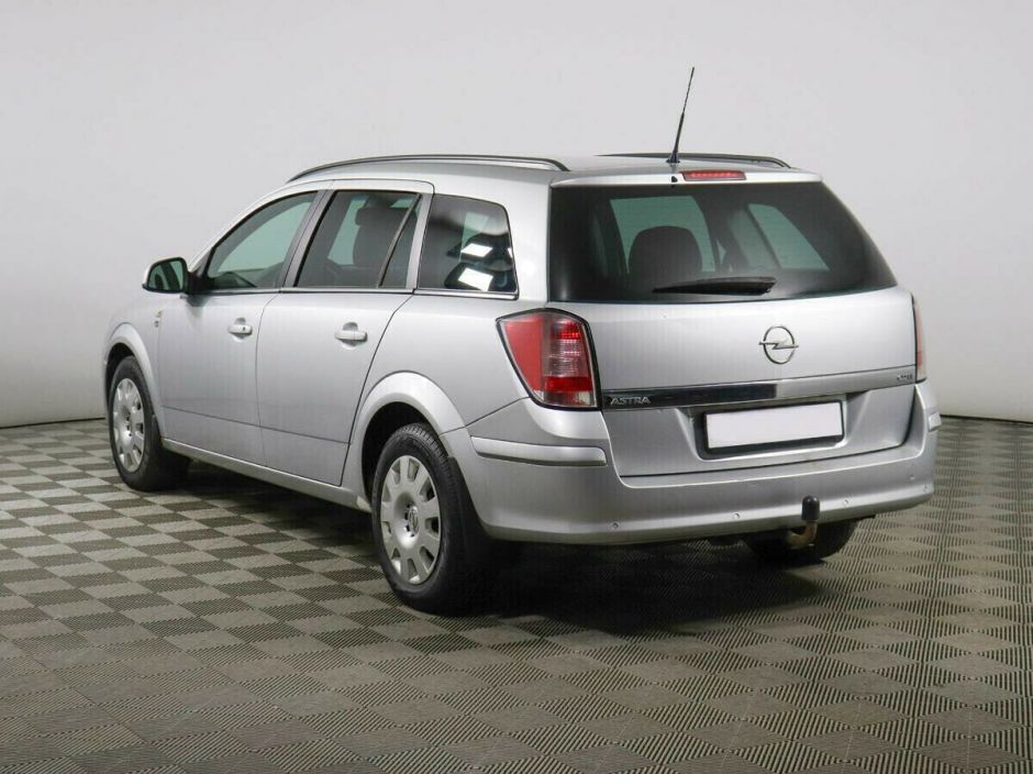 Opel Astra 1.3 МКПП, 2010, 156 000 км фото 4