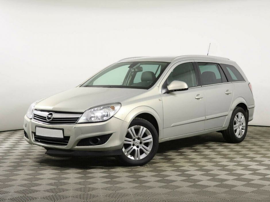 Opel Astra 1.6 РКПП, 2012, 138 000 км фото 1