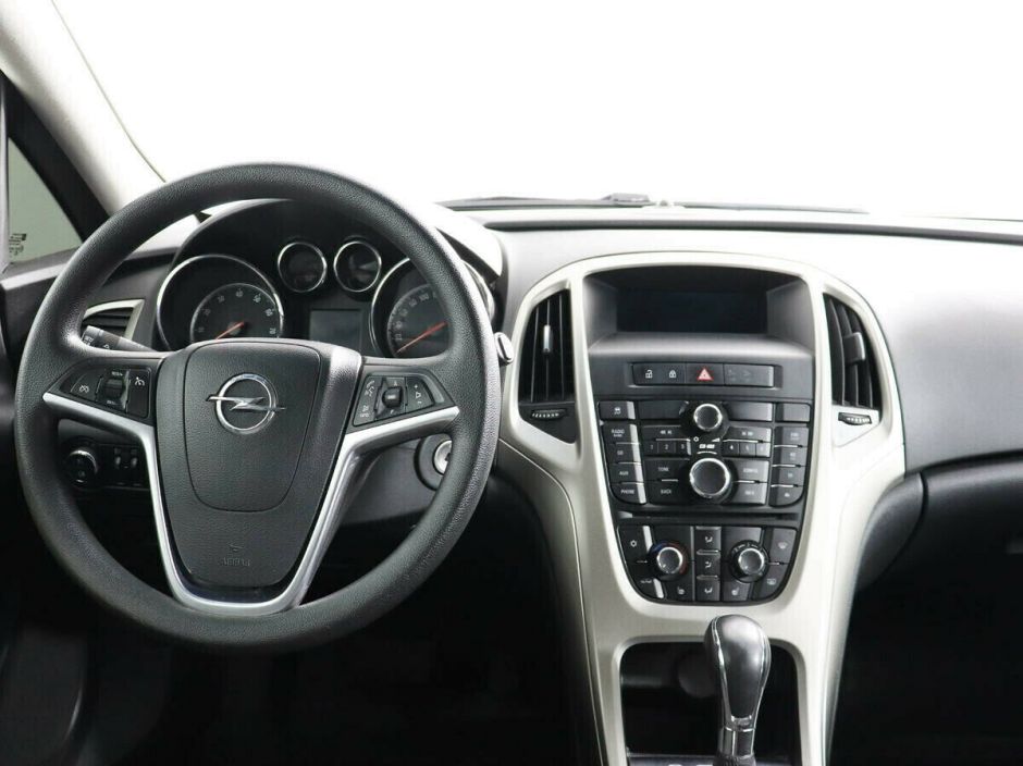 Opel Astra 1.4 АКПП, 2011, 151 000 км фото 7