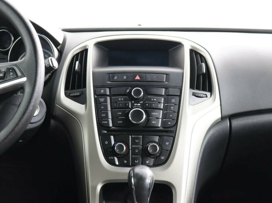 Opel Astra 1.4 АКПП, 2011, 151 000 км фото 8