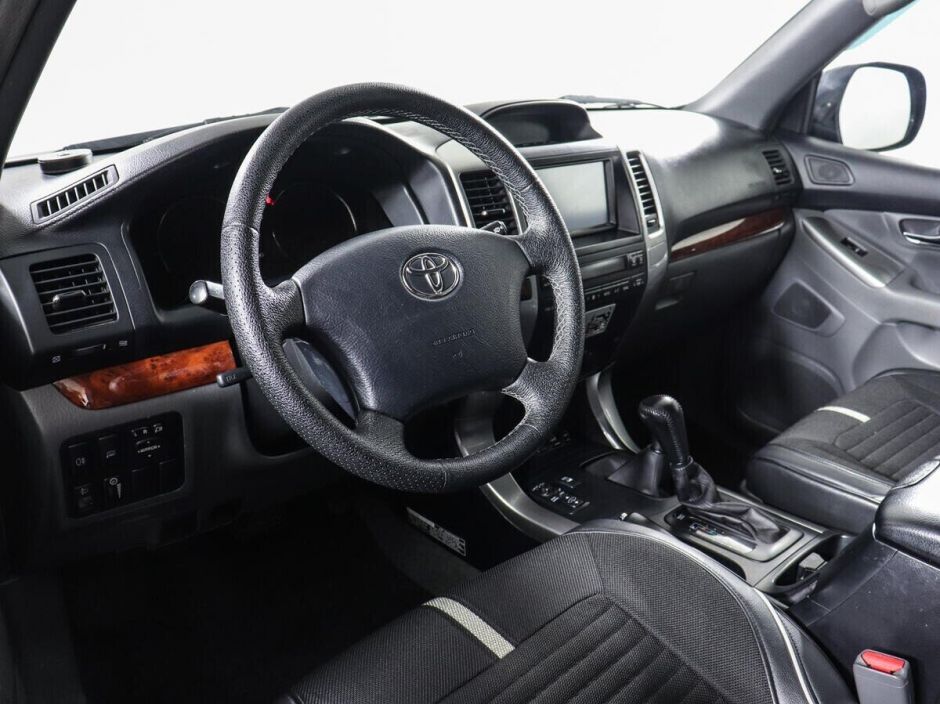 Toyota Land Cruiser Prado 4.0 АКПП, 2004, 233 000 км фото 5