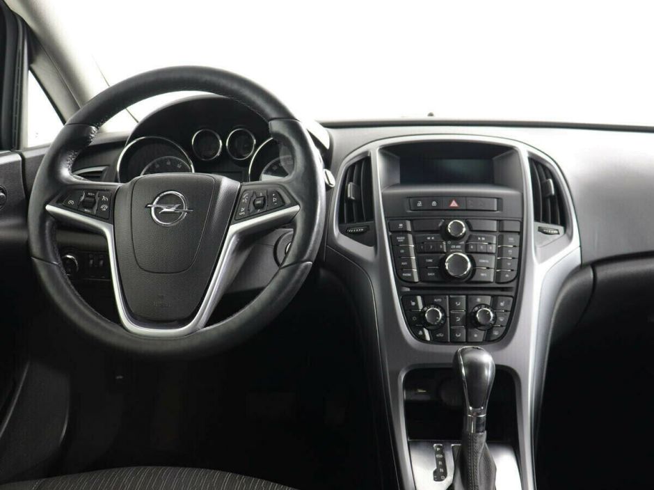 Opel Astra 1.6 АКПП, 2013, 124 000 км фото 6