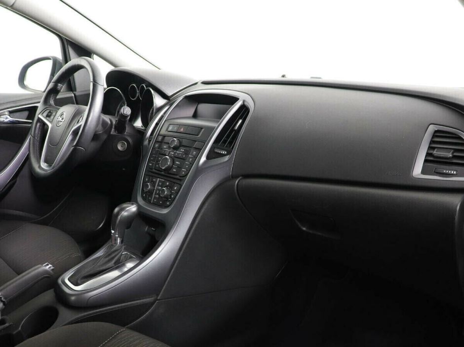 Opel Astra 1.6 АКПП, 2013, 124 000 км фото 8