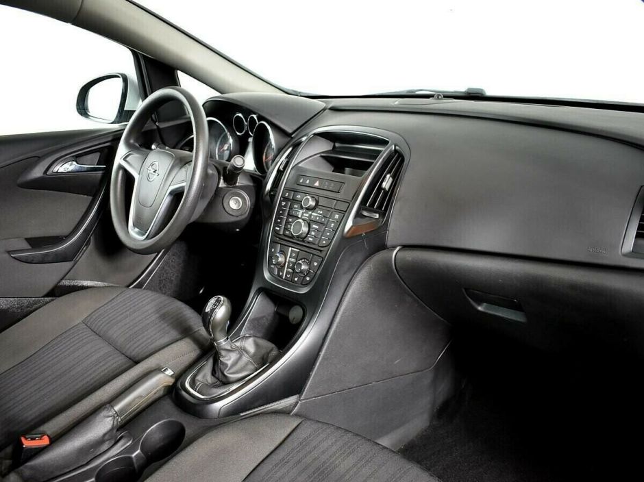 Opel Astra 1.6 МКПП, 2014, 108 000 км фото 5