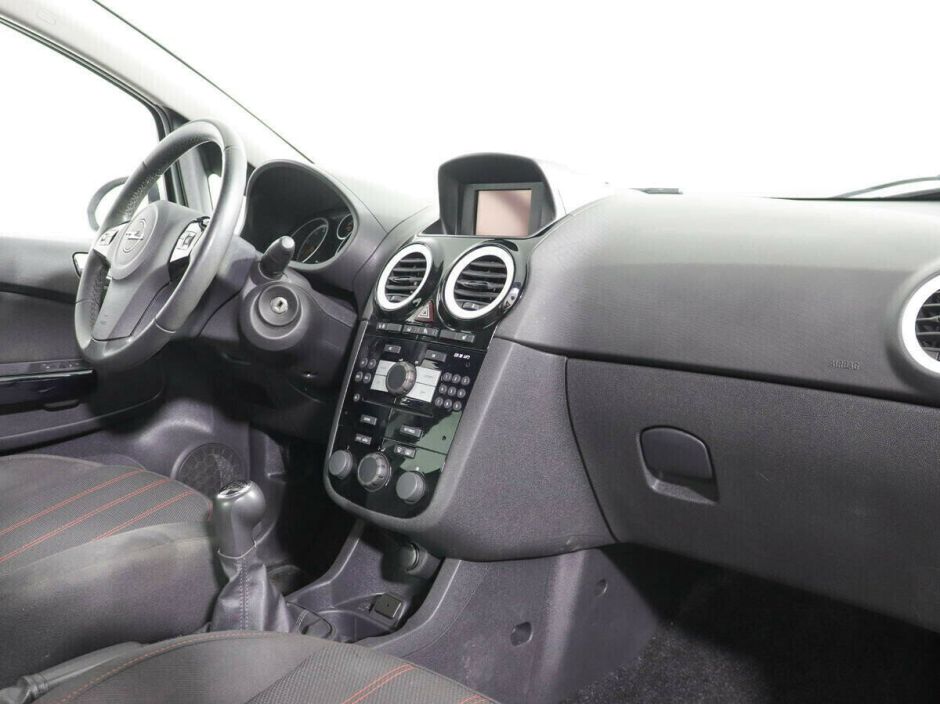 Opel Corsa 1.4 МКПП, 2011, 147 000 км фото 6
