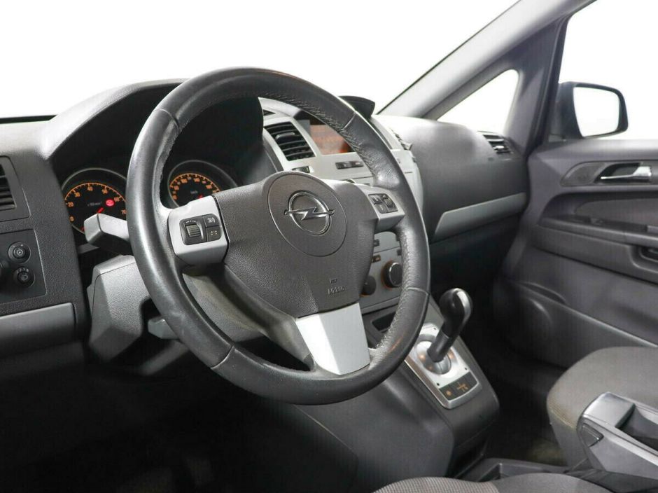 Opel Zafira 1.8 РКПП, 2010, 156 000 км фото 8