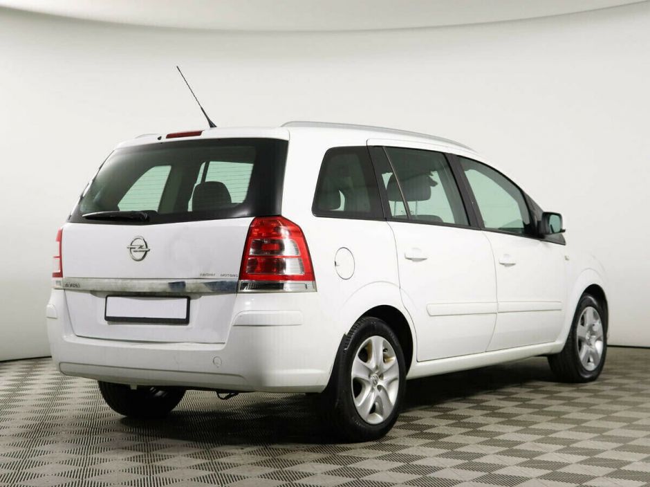 Opel Zafira 1.8 МКПП, 2013, 126 000 км фото 3