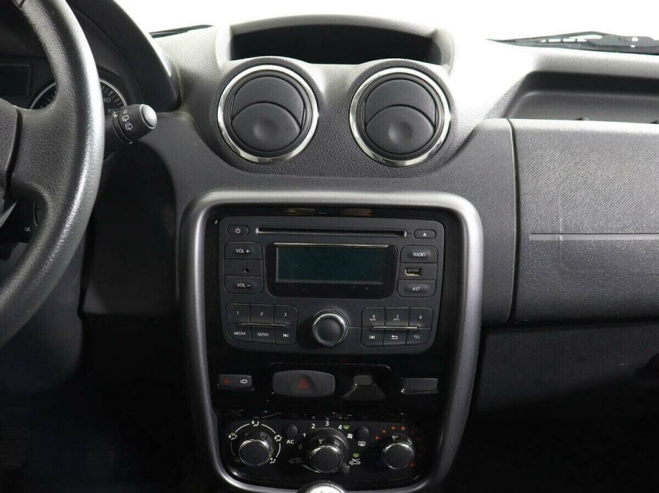 Renault Duster 2.0 МКПП, 2013, 127 000 км фото 6