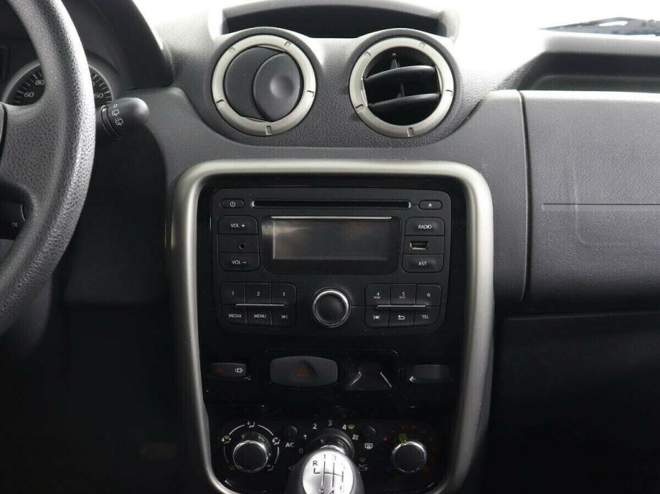 Renault Duster 1.6 МКПП, 2013, 134 000 км фото 5