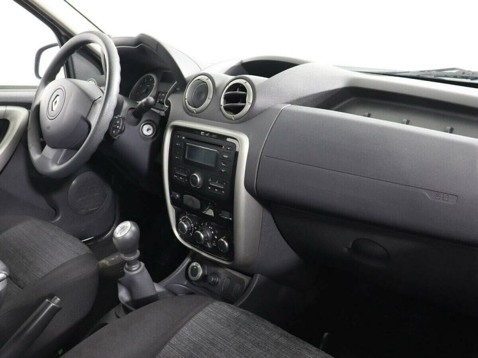 Renault Duster 1.6 МКПП, 2013, 134 000 км фото 7