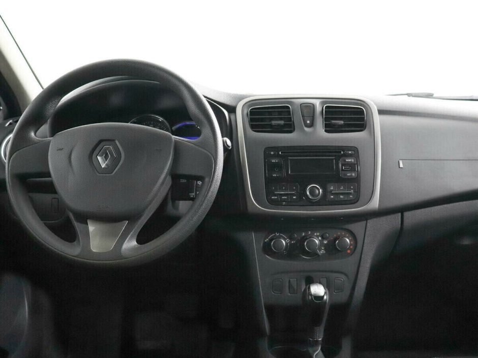 Renault Logan 1.6 АКПП, 2015, 100 000 км фото 7