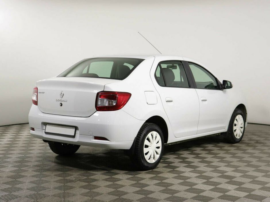 Renault Logan 1.6 АКПП, 2016, 87 000 км фото 3